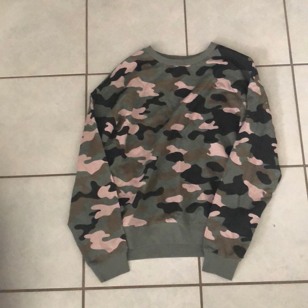camo sweater from H&M